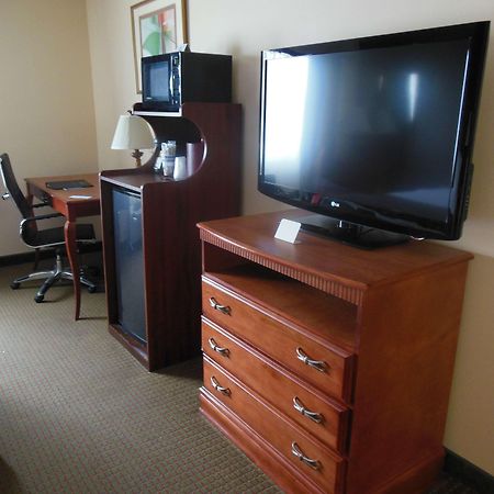 Best Western Manhattan Inn Εξωτερικό φωτογραφία