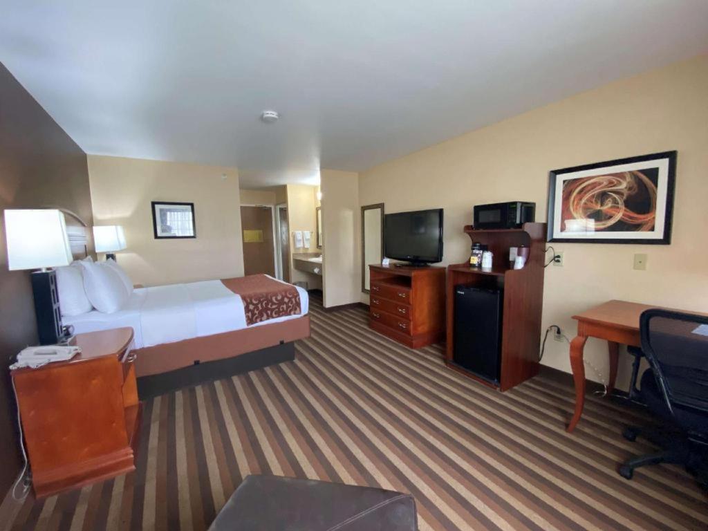 Best Western Manhattan Inn Εξωτερικό φωτογραφία